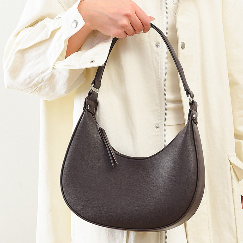 Trendy Crescent Bag For Women, - огляд і ціна Leatherwork Wallet