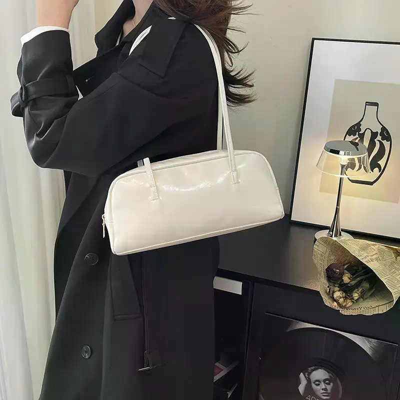 Glossy PU Leather Dual Handle  - огляд і ціна Leatherwork Wallet