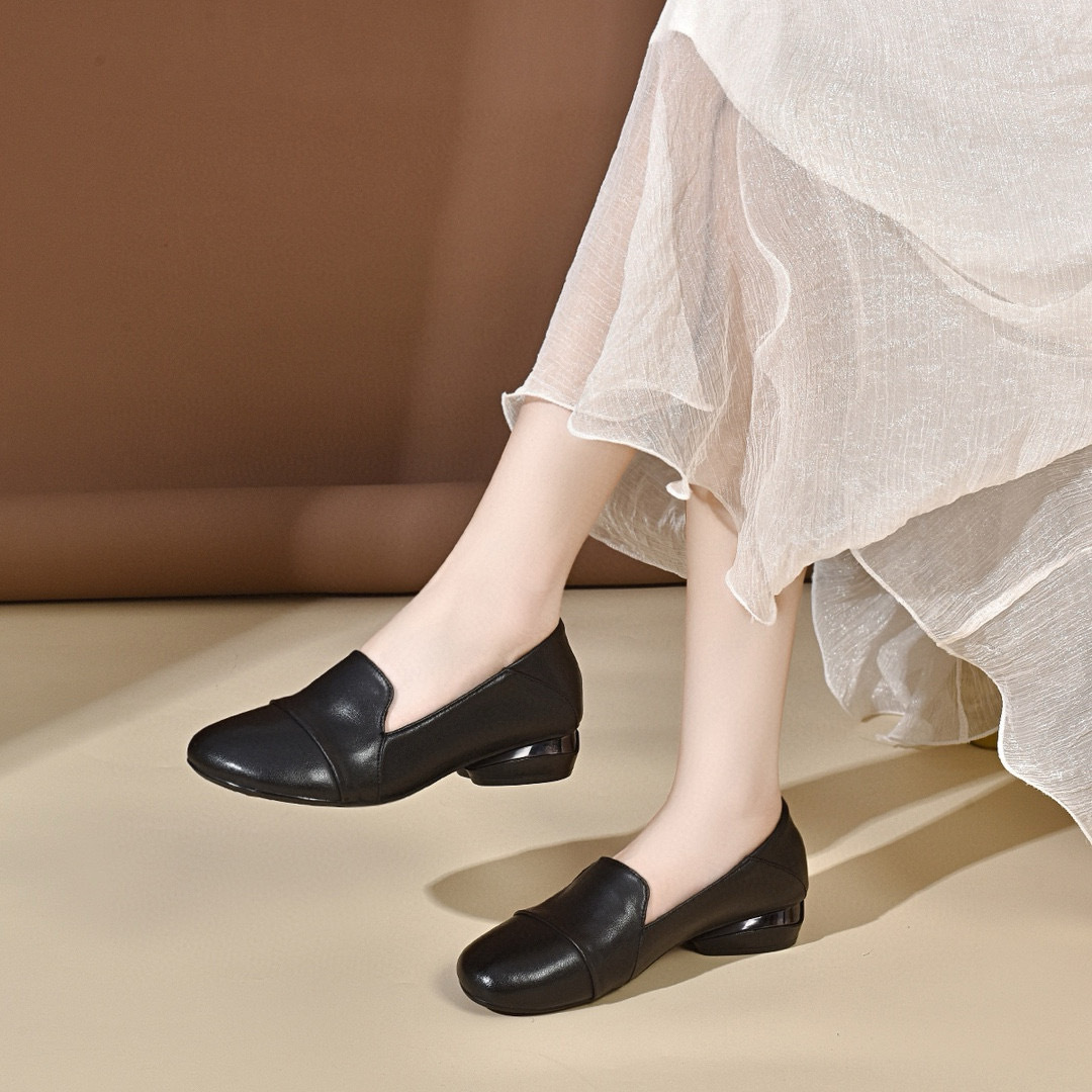 Women's shoes 2026 autumn low  - огляд і ціна Leather Work Heels